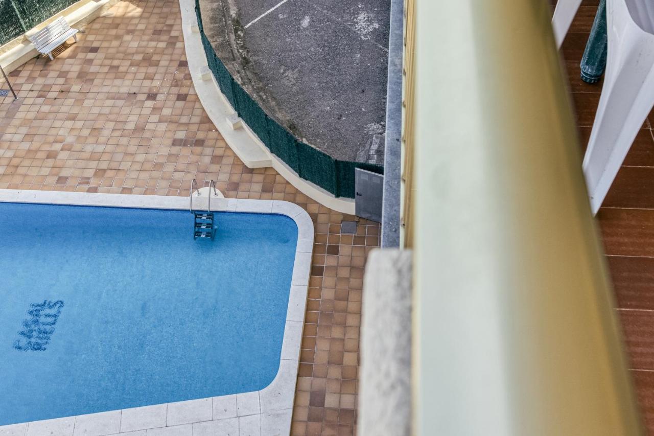 L' EscalaCasal Riellsアパートメント エクステリア 写真